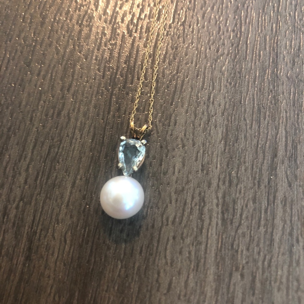 Pearl and Aquamarine Necklace on Gold Chain